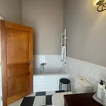 El Hospital De Apartament